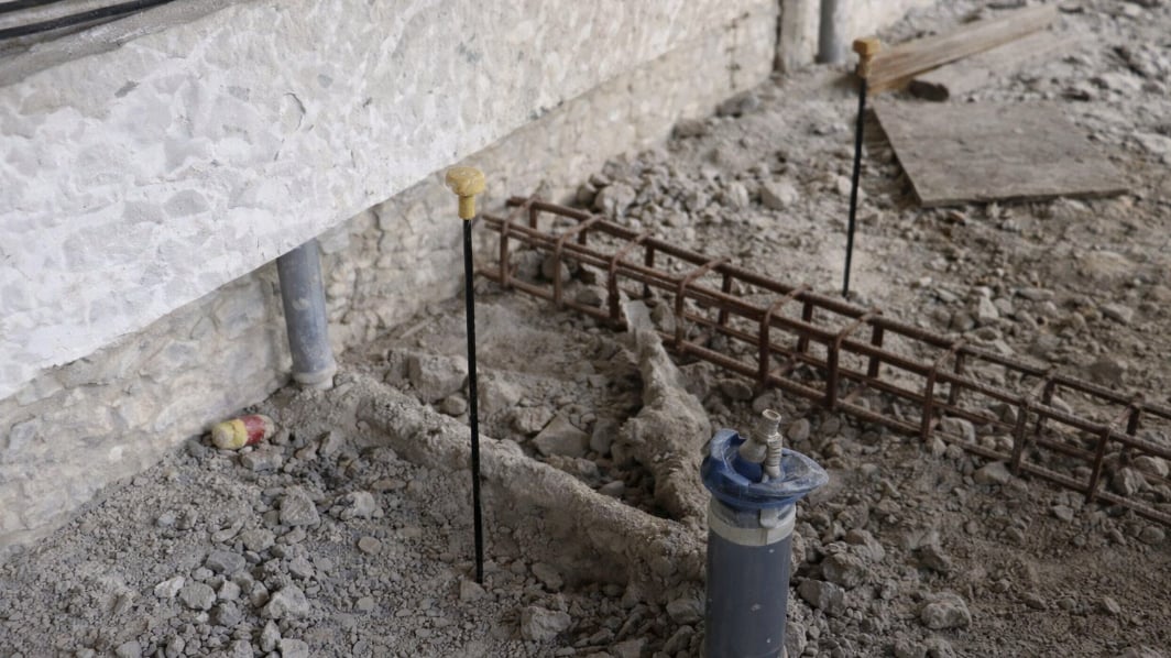 UAE Jebel Ali injection points in interior building floor