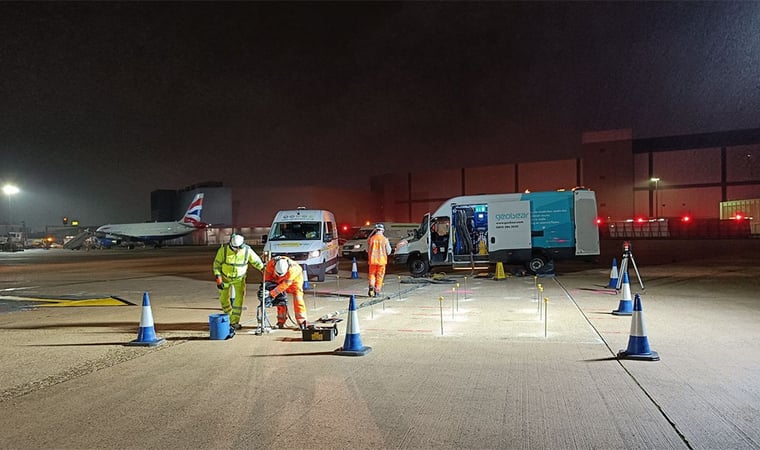 RAAF Williamtown: Hallien nosto ja stabilointi yhdessä päivässä