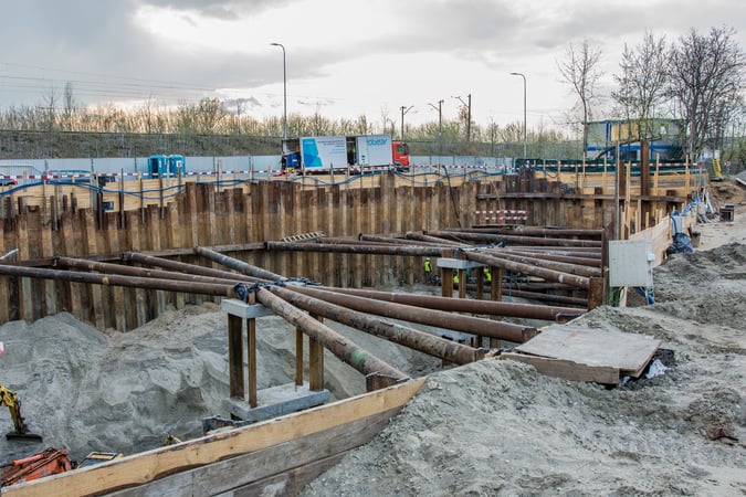 Innowacyjna metoda kontroli wód gruntowych w głębokich wykopach i projektach podziemnych