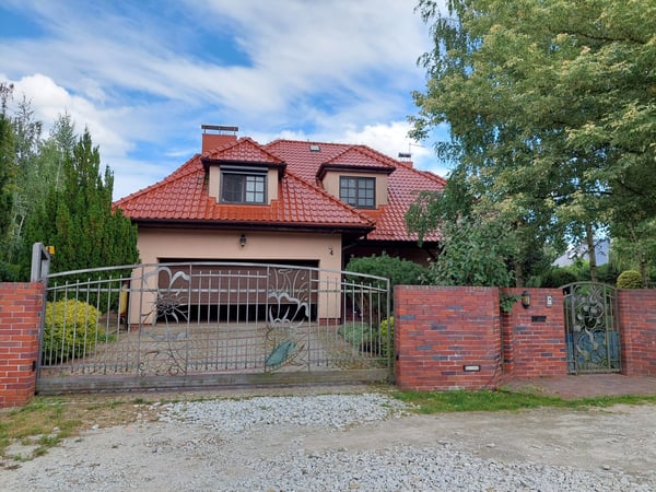 Naprawa podmytych fundamentów po awarii odwodnienia