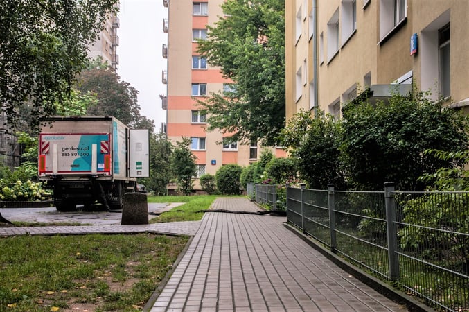 Wzmocnienie fundamentów bloku z wielkiej płyty w Warszawie