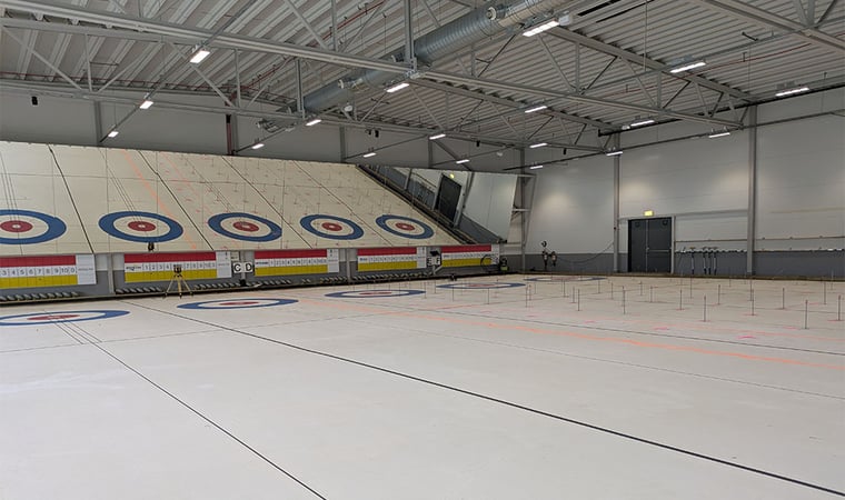 Stabilisering & golvlyft av curlinghall i Umeå