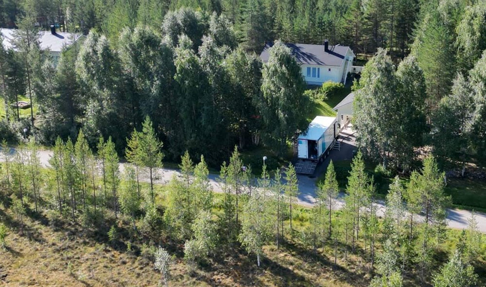 Professionell mark- och grundförstärkning för villa och hus i Eskilstuna med Geobear – stabilisering av sättningsskador, lagning av sprickor i husgrund och förstärkning av betongplatta med geopolymerinjektering utan grävning, för en snabb, ren och störningsfri lösning som skyddar ditt hem.