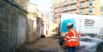 Brass foundry wall ground strengthening
