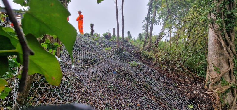 Rail embankment badger sett void filling